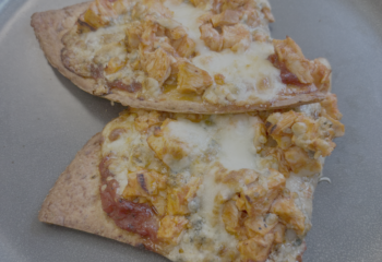 Buffalo Chicken Cauliflower Crust Pizza